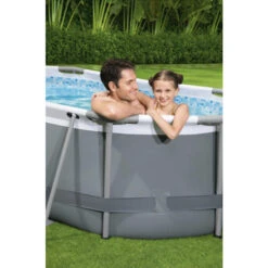 Piscine Ovale Bestway Power Steel™ 3,05 X 2 X 0,84 M -Piscine Famille 5614a piscine ovale bestway power steel 3 05 x 2 x 0 84 m ambiance