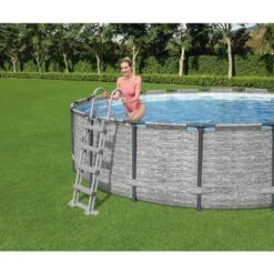 Piscine Tubulaire Ronde Bestway Steel Pro Max 5,49 X 1,22 M -Piscine Famille 5618y piscine hors sol bestway ronde steel pro max 549 122 echelle