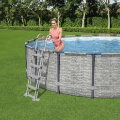 Piscine Tubulaire Ronde Bestway Steel Pro Max 4,88 X 1,22 M -Piscine Famille 5619e piscine tubulaire ronde bestway steel pro max 428 122 ambiance 2