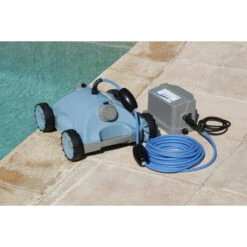 Robot Nettoyeur Fond De Piscine Ubbink Robotclean 2 14 Robot Nettoyeur Fond De Piscine Ubbink Robotclean 2 -Piscine Famille 7504638 robot nettoyeur fond piscine ubbink robotclean 2 ambiance