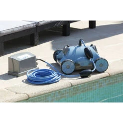 Robot Nettoyeur Fond De Piscine Ubbink Robotclean 2 16 Robot Nettoyeur Fond De Piscine Ubbink Robotclean 2 -Piscine Famille 7504638 robot nettoyeur fond piscine ubbink robotclean 2 ambiance 4