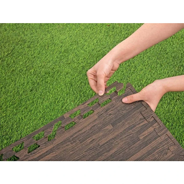 Tapis Effet Bois Pour Spa Et Piscine Bestway 3m² - 12 Dalles 7 Tapis Effet Bois Pour Spa Et Piscine Bestway 3m² - 12 Dalles – Image 5