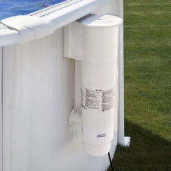 Épurateur / Skimmer à Cartouche GRE 3,8 M³/h -Piscine Famille skimmer ar125 ambiance