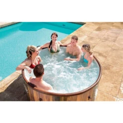 Spa Semi-rigide Bestway Lay-Z Spa HELSINKI AirJet 7 Places -Piscine Famille spa helsinki ambiance min 1