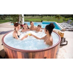 Spa Semi-rigide Bestway Lay-Z Spa HELSINKI AirJet 7 Places -Piscine Famille spa helsinki ambiance apero min 1